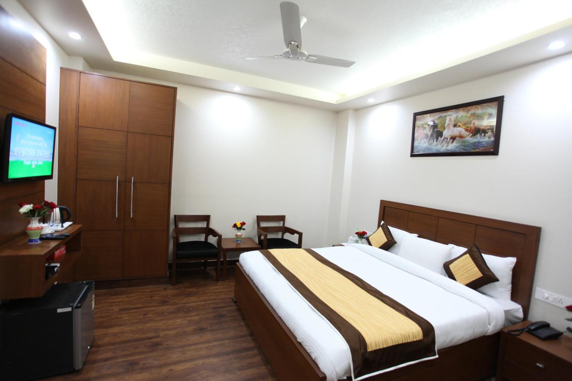 Hotel Hc Grand New Delhi Exterior photo