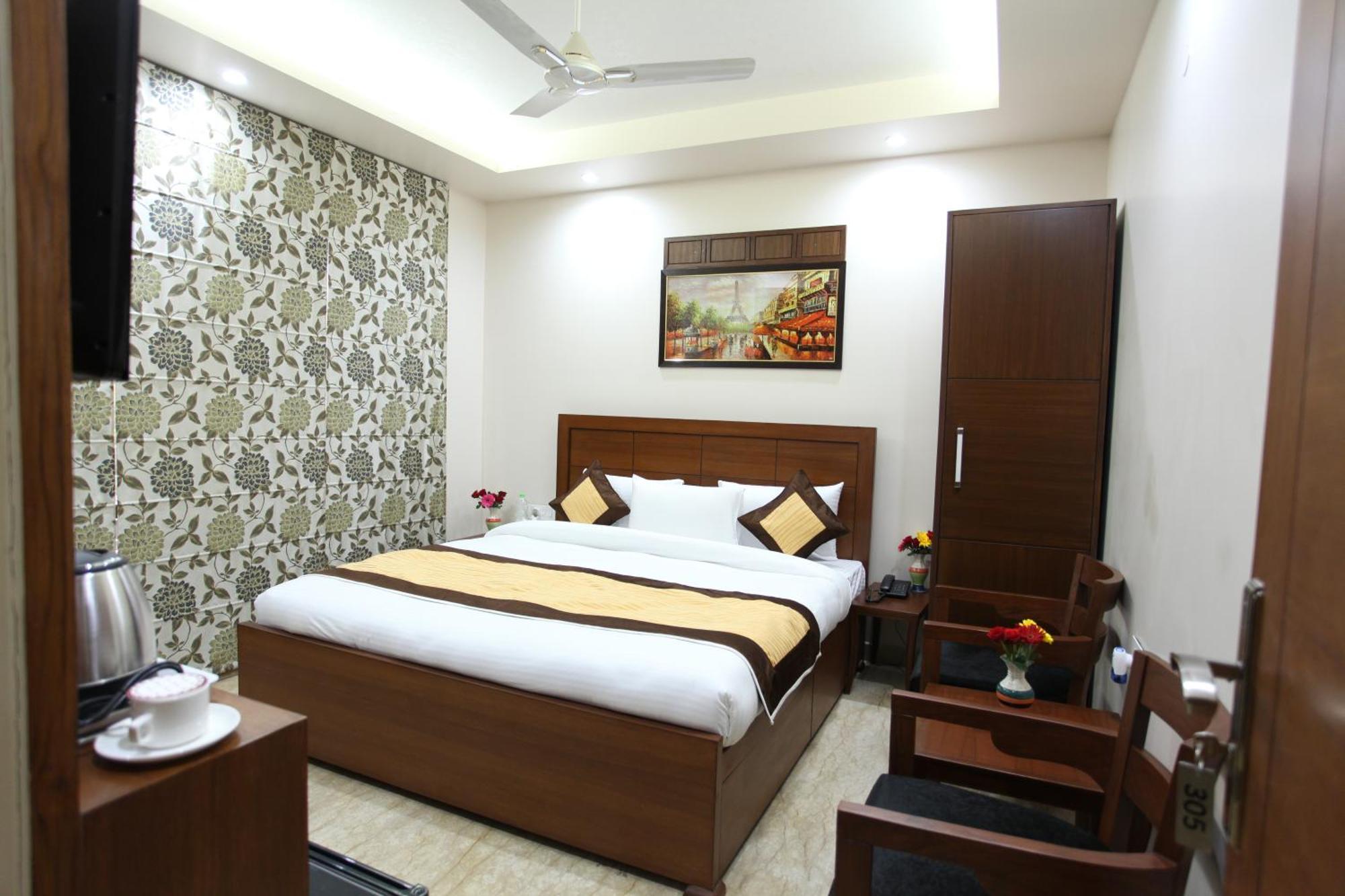 Hotel Hc Grand New Delhi Exterior photo